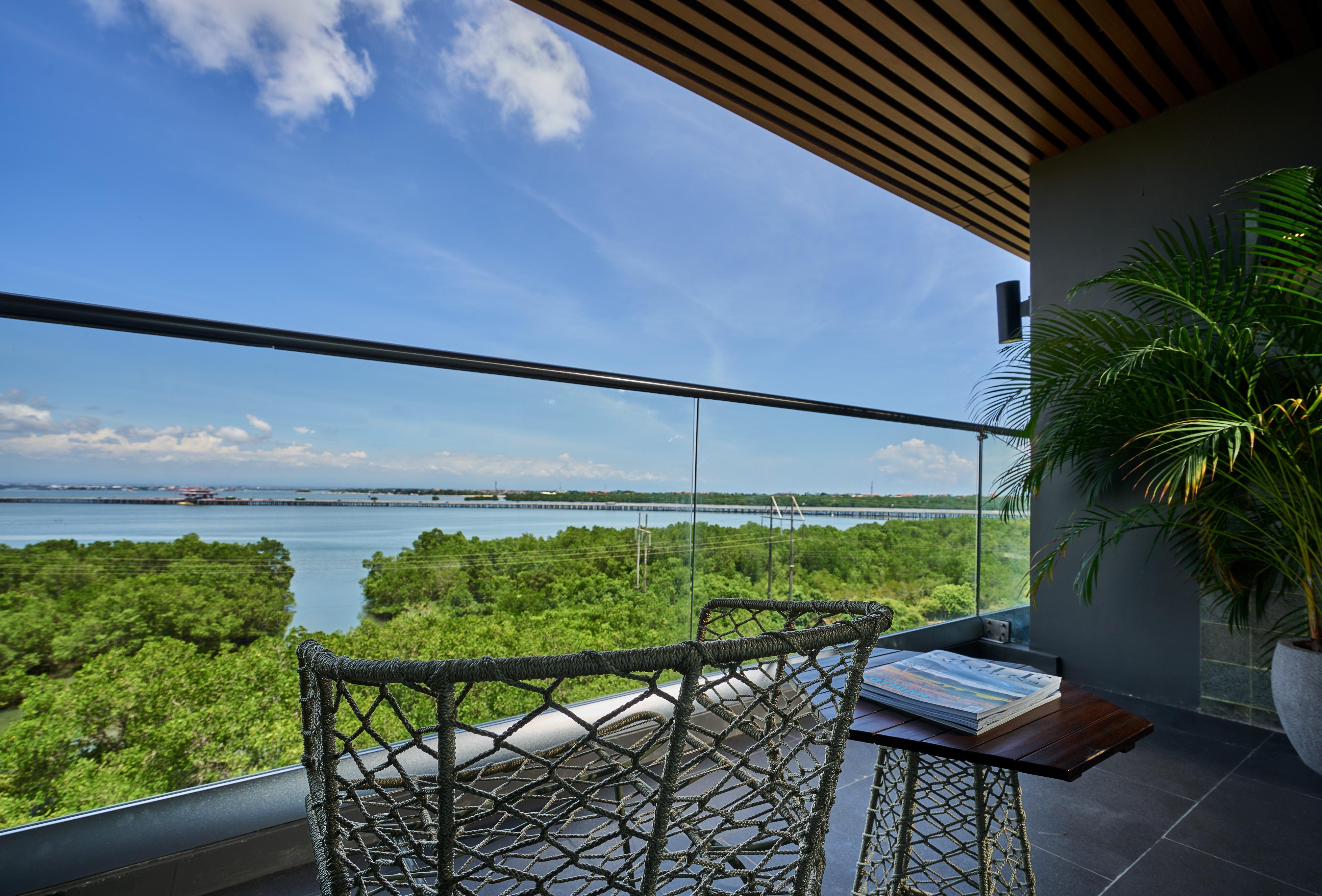The Crystal Luxury Bay Resort Nusa Dua Нуса-Дуа Экстерьер фото