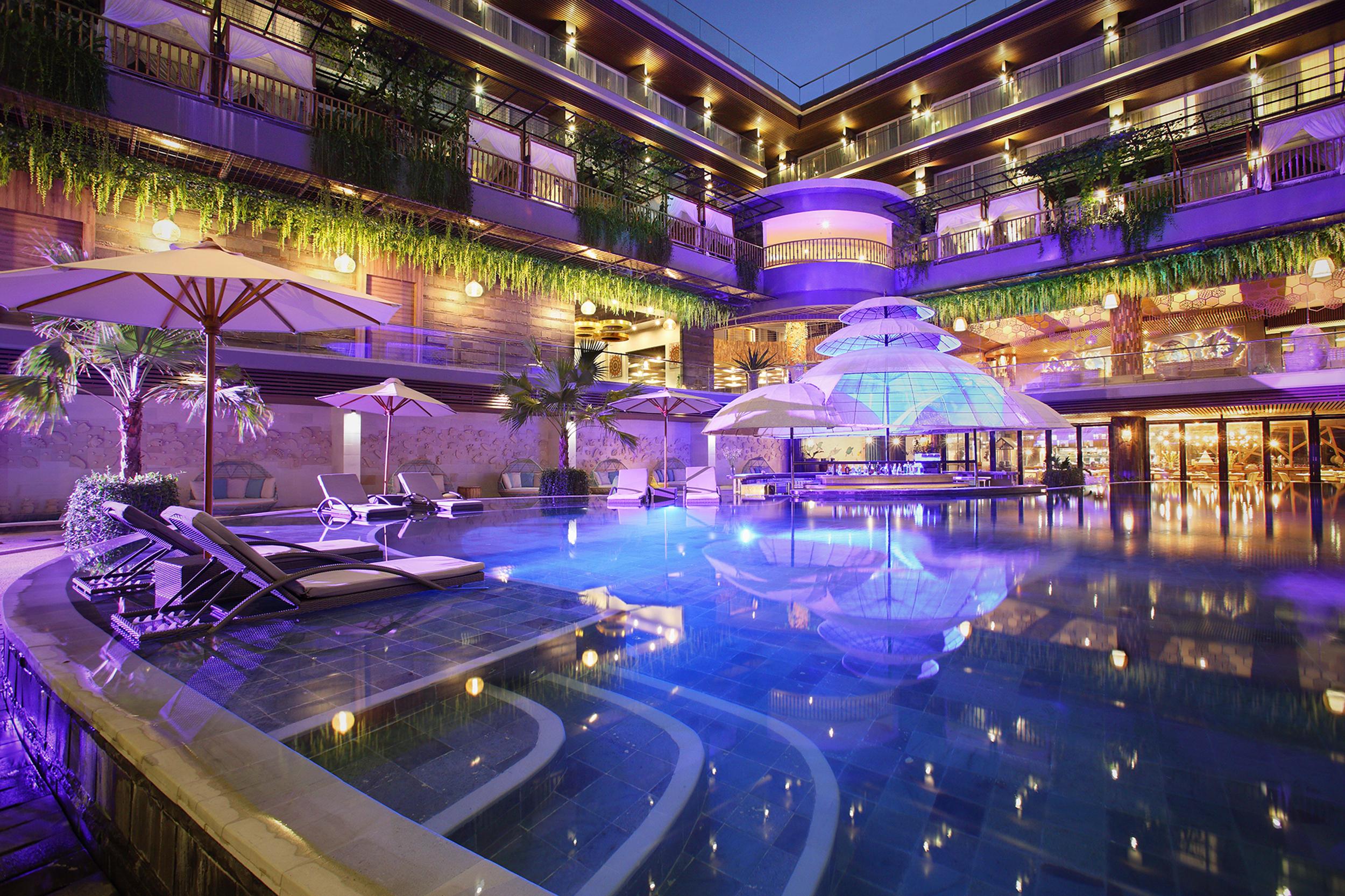The Crystal Luxury Bay Resort Nusa Dua Нуса-Дуа Экстерьер фото
