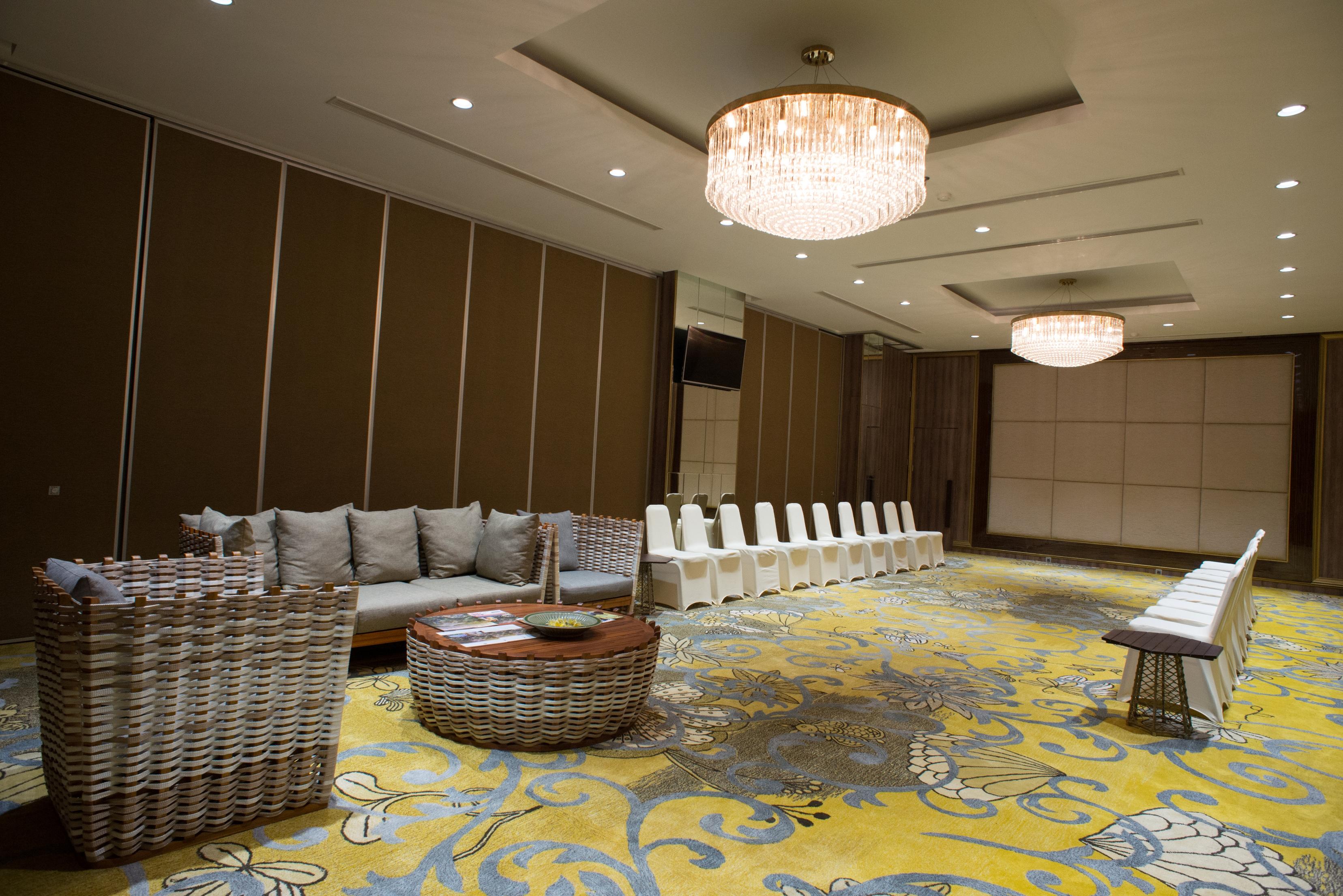 The Crystal Luxury Bay Resort Nusa Dua Экстерьер фото