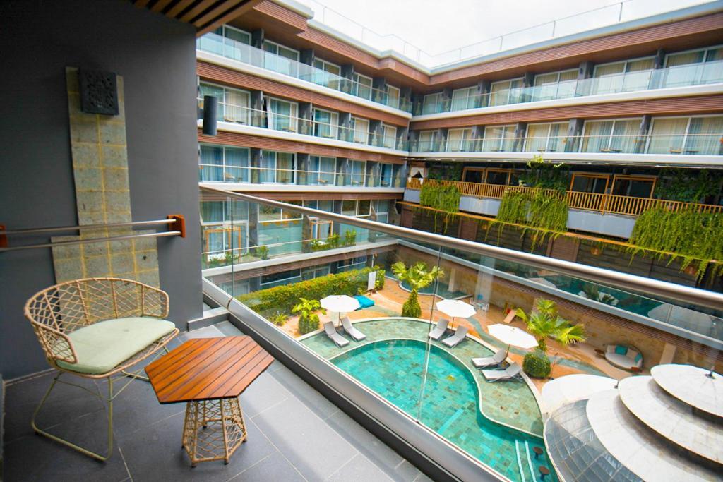 The Crystal Luxury Bay Resort Nusa Dua Нуса-Дуа Экстерьер фото
